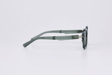 Load image into Gallery viewer, DALEY POLARIZED FOLDABLE SUNGLASSES GREY/BLACK