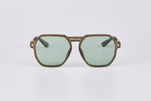 Load image into Gallery viewer, DAEMYN POLARIZED FOLDABLE SUNGLASSES GREEN/GREEN