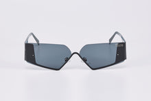 Load image into Gallery viewer, DALIUS SUNGLASSES BLACK/GREY