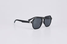 Load image into Gallery viewer, DAEMYN POLARIZED SUNGLASSES BLACK/BLACK