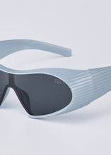 Load image into Gallery viewer, DALLAN SUNGLASSES SILVER/BLACK