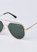 Load image into Gallery viewer, DACIAN SUNGLASSES GOLD/GREEN
