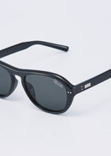 Load image into Gallery viewer, DAE SUNGLASSES BLACK/BLACK