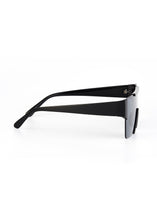 Load image into Gallery viewer, EDGERTO FUTURISTIC SUNGLASSES BLACK/GREY