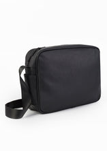 Load image into Gallery viewer, COLTER MULTIPOCKET SLING BAG BLACK