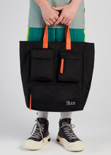 Load image into Gallery viewer, CAEDMON MULTIPOCKETS TOTE BAG BLACK