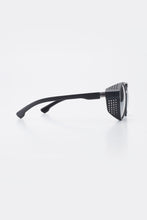 Load image into Gallery viewer, AMES SUNGLASSES BLACK/SILVER