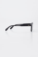 Load image into Gallery viewer, ACE SUNGLASSES BLACK/GREEN