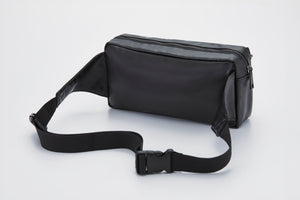 ADNEY SLING CHEST BAG BLACK