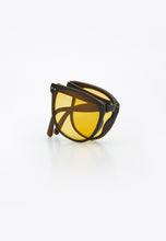 Load image into Gallery viewer, BASSETT FOLDABLE SUNGLASSES BROWN/TEA