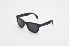 Load image into Gallery viewer, BEAMAN FOLDABLE SUNGLASSES BLACK/GREY