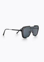 Load image into Gallery viewer, CARDWELL SUNGLASSES BLACK/BLACK