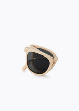 Load image into Gallery viewer, CADEN FOLDABLE SUNGLASSES BEIGE/BLACK