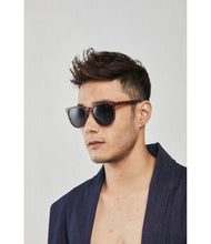 Load image into Gallery viewer, BASSETT FOLDABLE SUNGLASSES LEOPARD/GREY