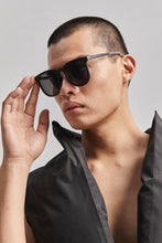 Load image into Gallery viewer, CADEN FOLDABLE SUNGLASSES BLACK/BLACK