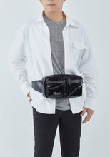 Load image into Gallery viewer, ADNEY SLING CHEST BAG BLACK