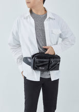 Load image into Gallery viewer, ADNEY SLING CHEST BAG BLACK