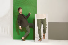 Load image into Gallery viewer, CADMAN SLIP ON LEATHER SANDAL GREEN